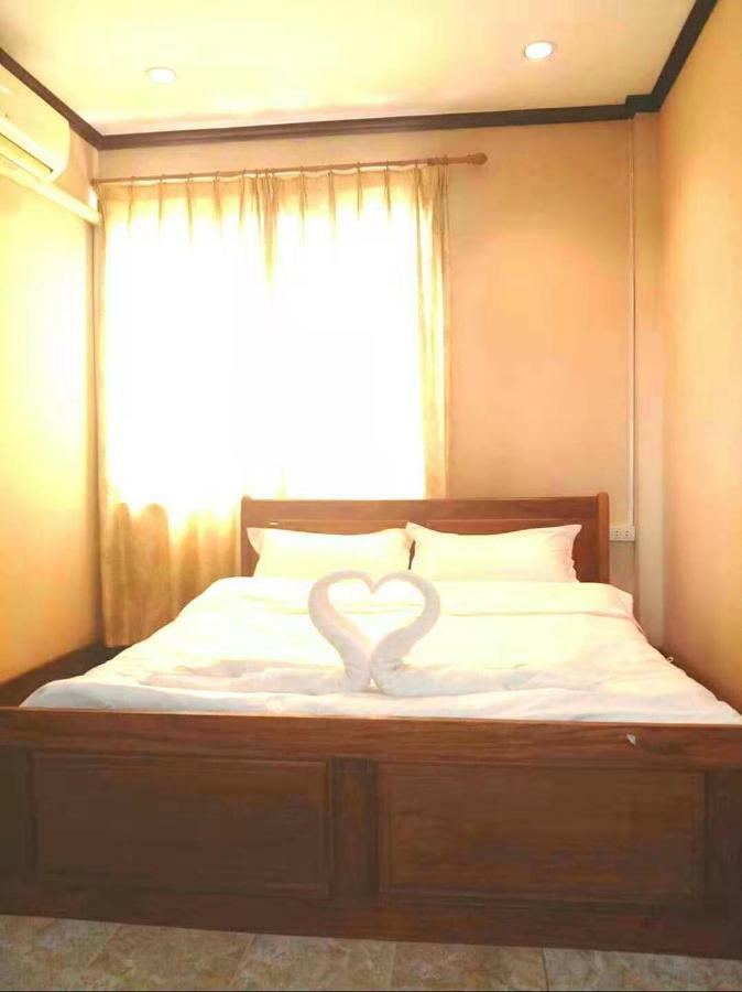 Green Land Hotel Ban Nongdouang Ngoại thất bức ảnh