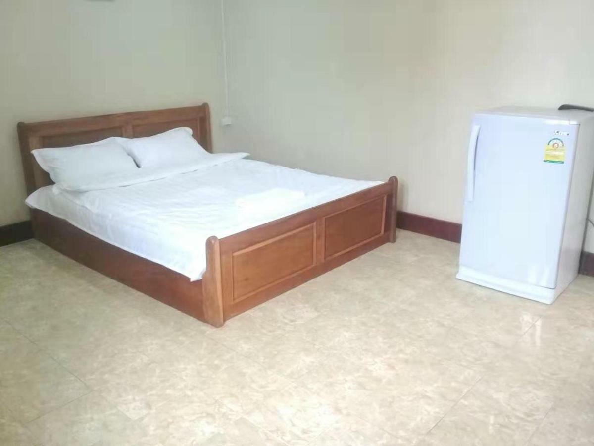 Green Land Hotel Ban Nongdouang Ngoại thất bức ảnh